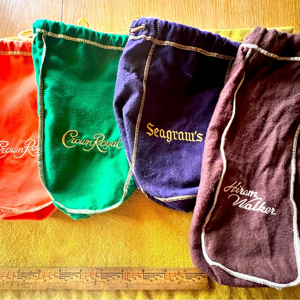 Vtg 1950s Seagrams & Hiram Walker Bags + 2 New Crown Royal totes